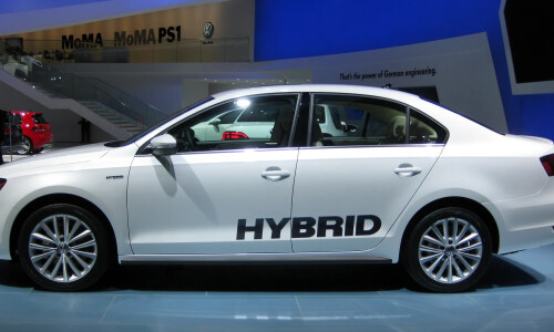 VW Jetta Hybrid #7