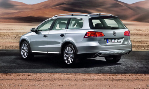 VW Passat Alltrack #1