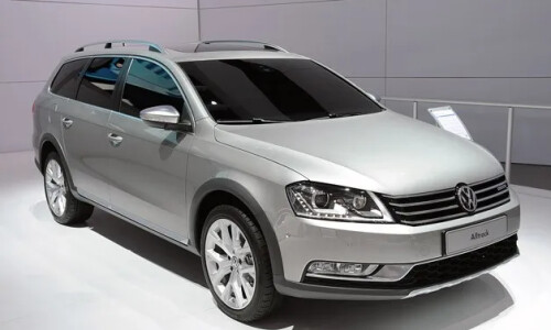 VW Passat Alltrack #9