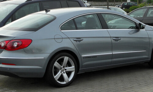VW Passat CC #13