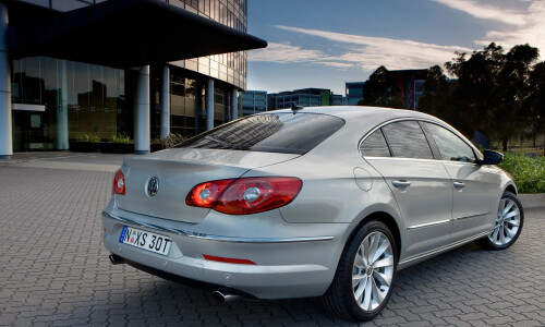 VW Passat CC #14