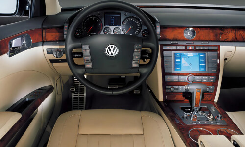 VW Phaeton V10 TDI 5.0 #1