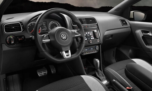 VW Polo R-Line #2