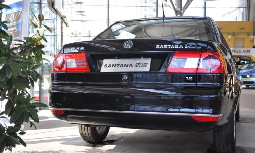 VW Santana #4
