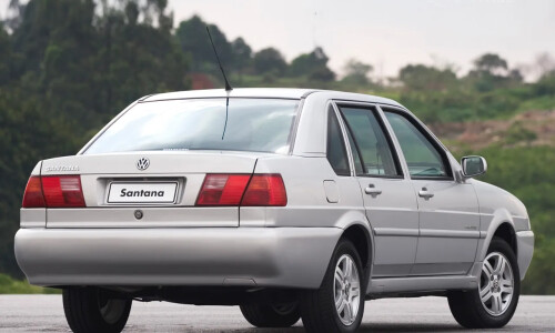 VW Santana #9