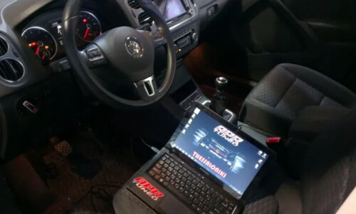 VW Tiguan 2.0 TSI #15
