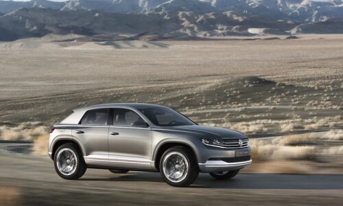 VW Tiguan XL #7