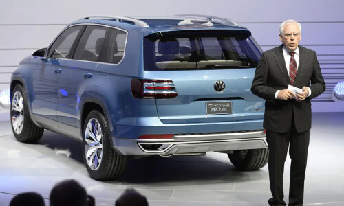 VW Tiguan XL #8