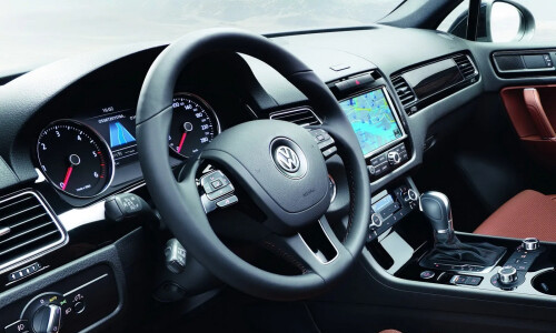 VW Touareg #13