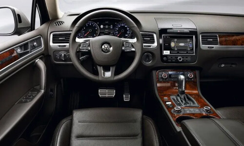 VW Touareg 3.0 TDI #11