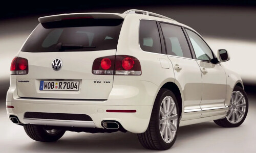 VW Touareg R-Line #1