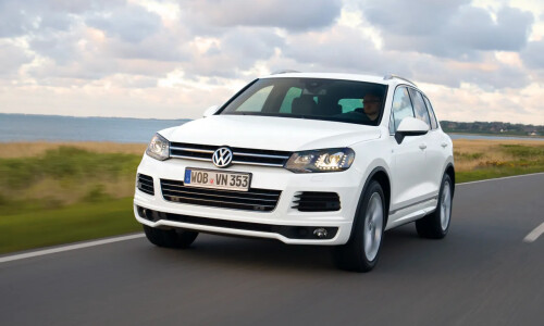 VW Touareg R-Line #4