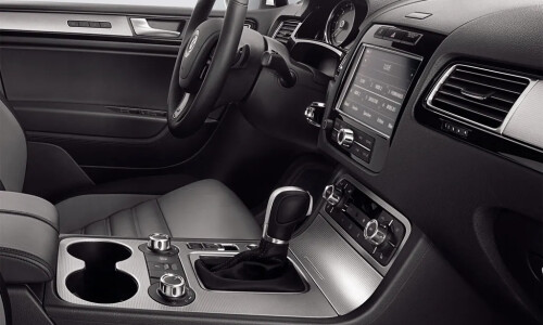 VW Touareg R-Line #11