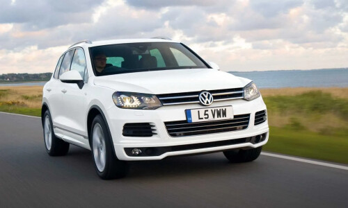 VW Touareg R-Line #12
