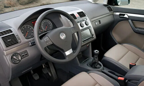 VW Touran BlueMotion #12