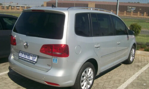 VW Touran Highline TSI #7