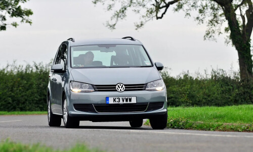 VW Touran Highline TSI #10
