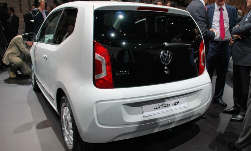 VW white up! #8