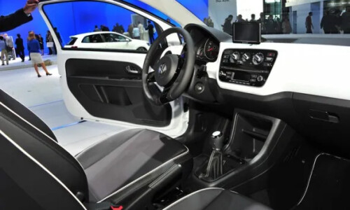 VW white up! #16